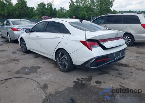 2024 Hyundai Elantra Sel z USA, uszkodzony, nr VIN KMHLS4DG9RU695778